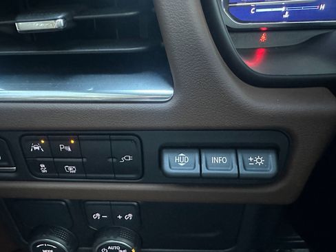 Used 2022 Chevrolet Tahoe High Country image 45