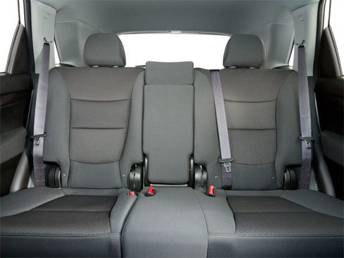 Used 2011 Kia Sorento LX w/ Convenience Pkg FWD image 17