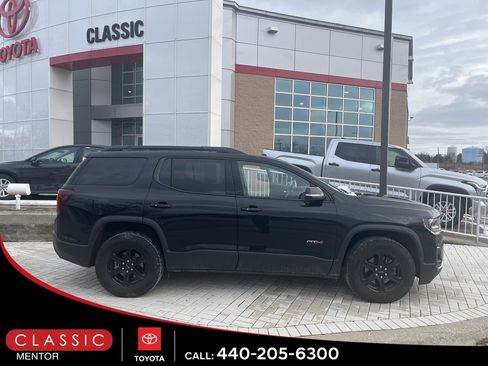 Used 2023 GMC Acadia AT4 image 1