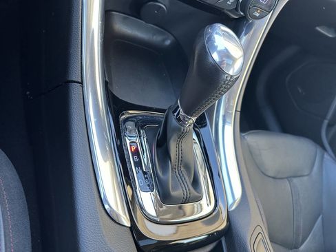 Used 2014 Chevrolet SS image 27