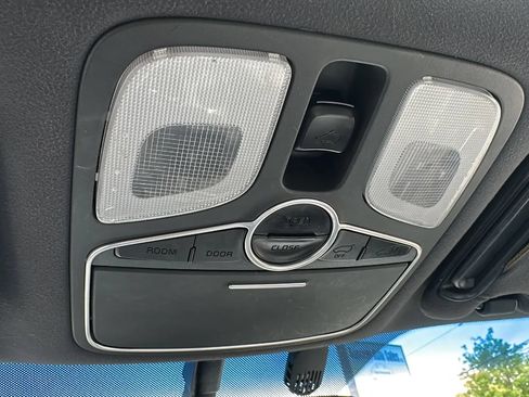 Used 2014 Kia Sorento SX w/ 3rd Row Package AWD/4WD image 18
