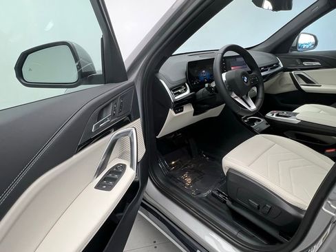 Used 2026 BMW X1 xDrive28i w/ Convenience Package AWD/4WD image 21