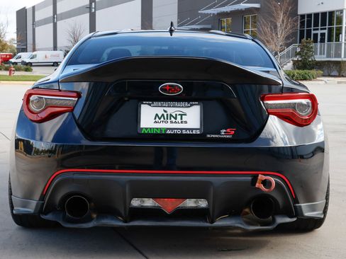 Used 2018 Subaru BRZ tS image 12