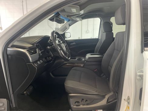 Used 2018 Chevrolet Tahoe LS w/ Enhanced Driver Alert Package AWD/4WD image 9
