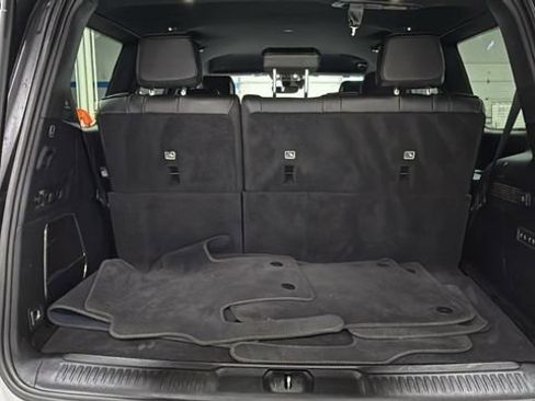 Used 2024 Jeep Wagoneer Series III image 6