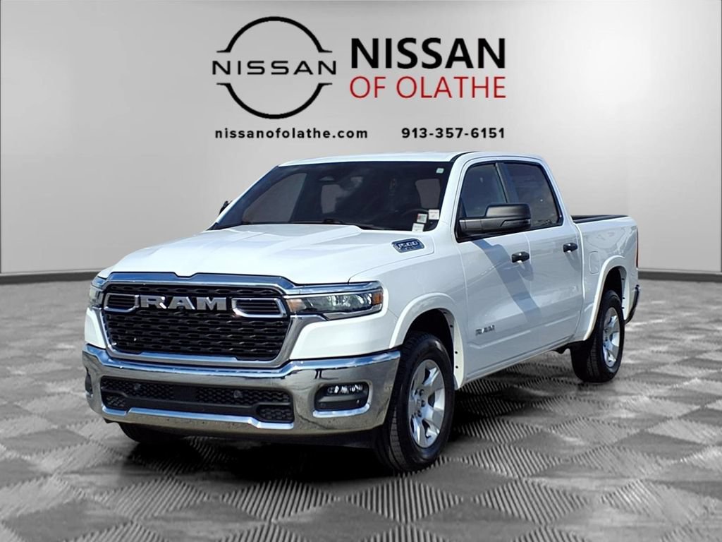 Used 2025 RAM 1500 Big Horn AWD/4WD image 1