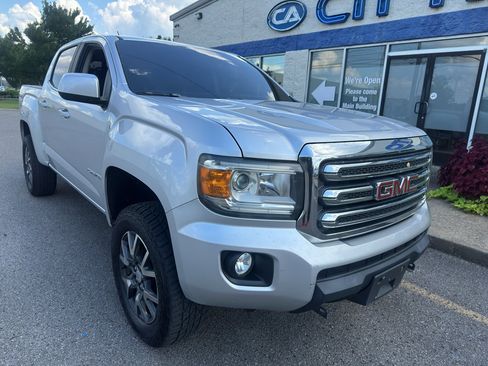 Used 2016 GMC Canyon SLE w/ SLE Convenience Package AWD/4WD image 2
