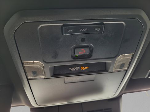 Used 2024 Toyota Tacoma TRD Sport image 29