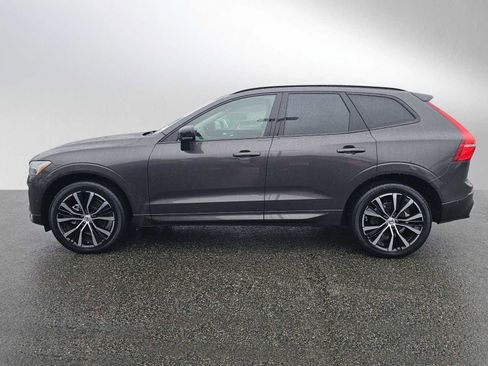 Certified 2025 Volvo XC60 B5 Plus AWD/4WD image 7
