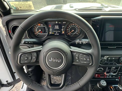 New 2026 Jeep Wrangler Unlimited Rubicon image 22