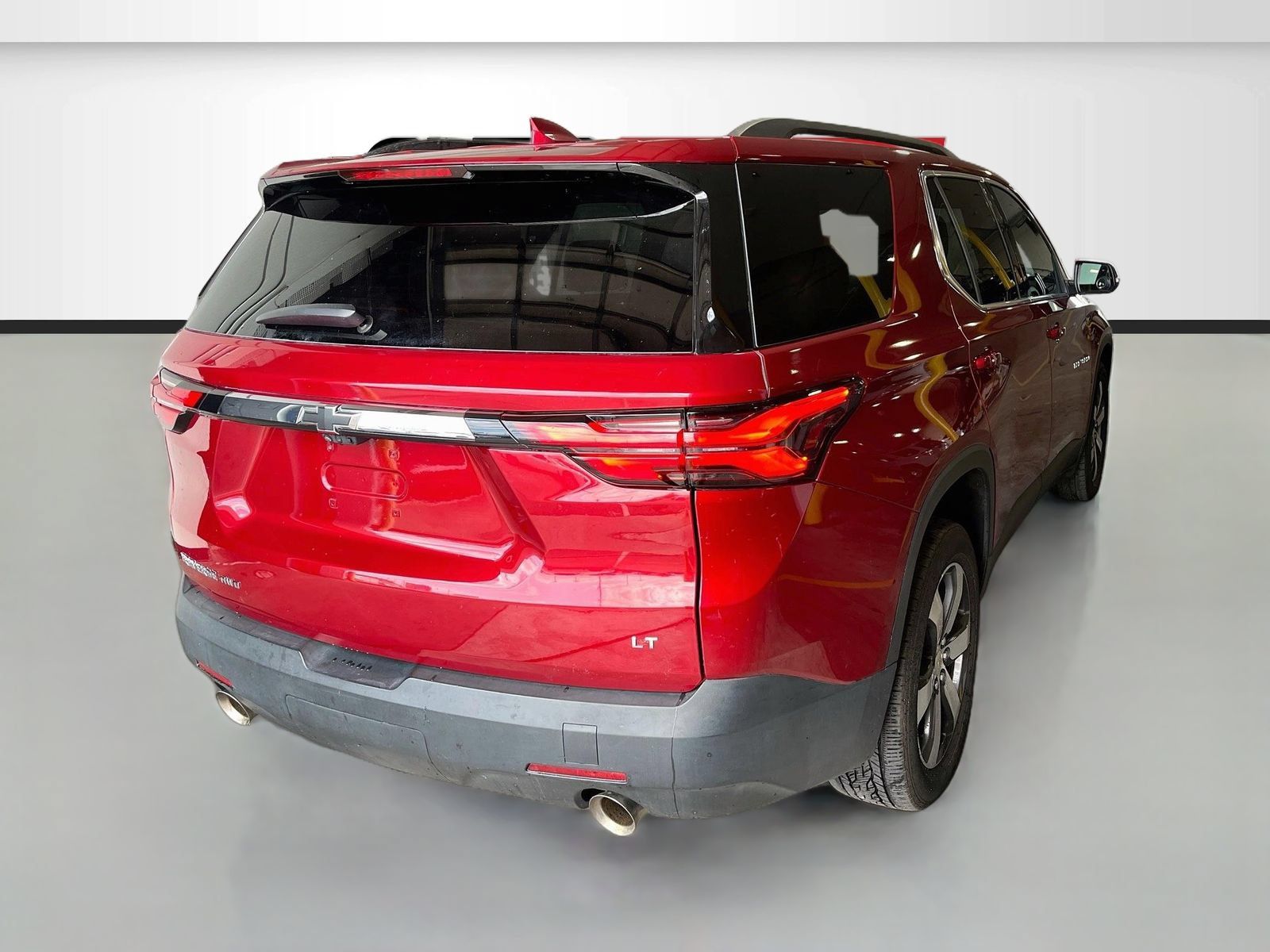Used 2023 Chevrolet Traverse LT w/ LT Premium Package AWD/4WD image 7