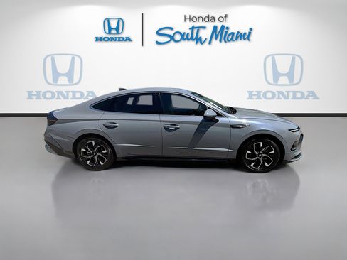 Used 2024 Hyundai Sonata SEL FWD image 8