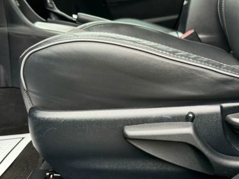 Used 2015 Toyota Corolla S image 16