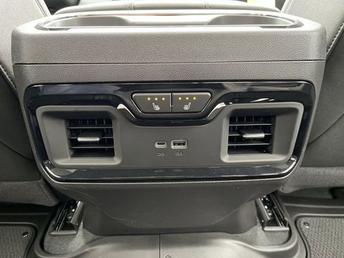 New 2026 GMC Sierra 1500 AT4 w/ AT4 Premium Package AWD/4WD image 22