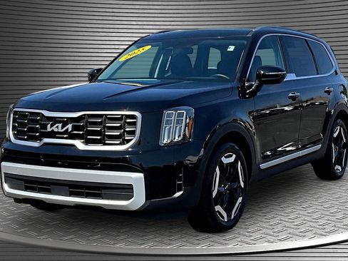 Used 2025 Kia Telluride S AWD/4WD image 3