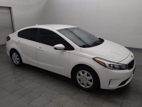 Used 2018 Kia Forte LX FWD image 11