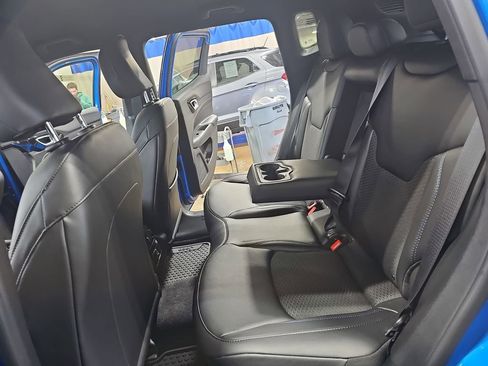 New 2026 Jeep Compass Latitude image 14