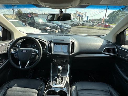 Used 2016 Ford Edge SEL w/ Equipment Group 201A AWD/4WD image 17