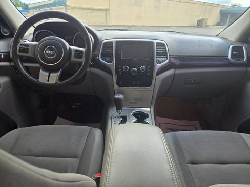 Used 2012 Jeep Grand Cherokee Laredo w/ Laredo E Group AWD/4WD image 34