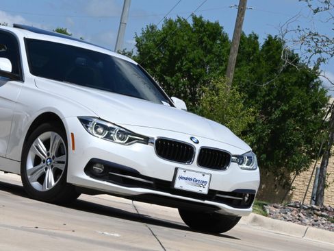 Used 2018 BMW 330i Sedan RWD image 37