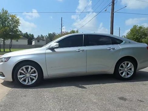 Used 2020 Chevrolet Impala LT FWD image 4