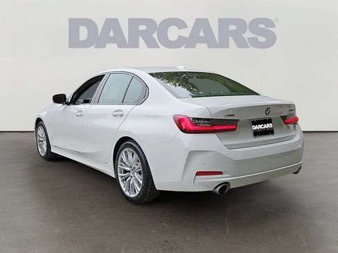 Used 2023 BMW 330i xDrive Sedan w/ Driving Assistance Package AWD/4WD image 4