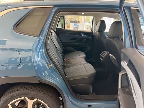 New 2026 Volkswagen Tiguan SE image 29