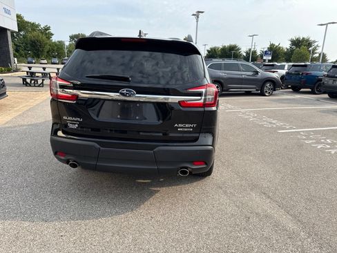 Used 2023 Subaru Ascent Limited AWD/4WD image 17
