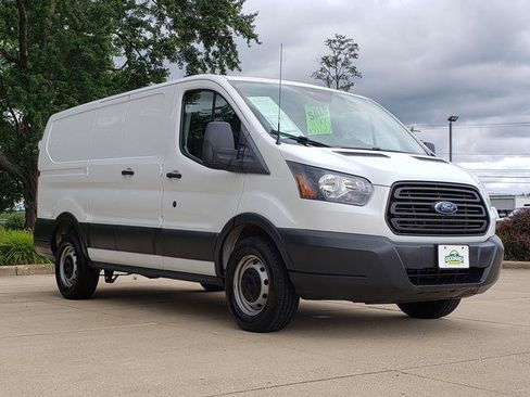 Used 2018 Ford Transit 150 130 Low Roof RWD image 8