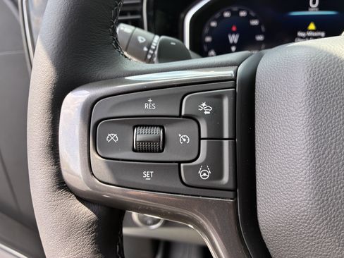 New 2026 Chevrolet Silverado 1500 High Country w/ High Country Premium Package AWD/4WD image 32