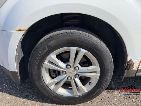 Used 2011 Chevrolet Equinox LT w/ Driver Convenience Package image 12