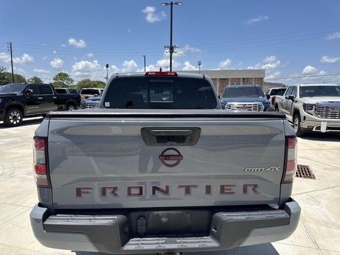 Used 2023 Nissan Frontier PRO-4X w/ Tow Package AWD/4WD image 11
