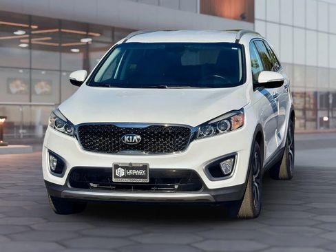 Used 2016 Kia Sorento EX image 24