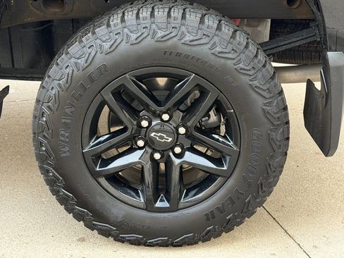 Used 2025 Chevrolet Silverado 1500 Custom Trail Boss w/ Midnight Edition image 26