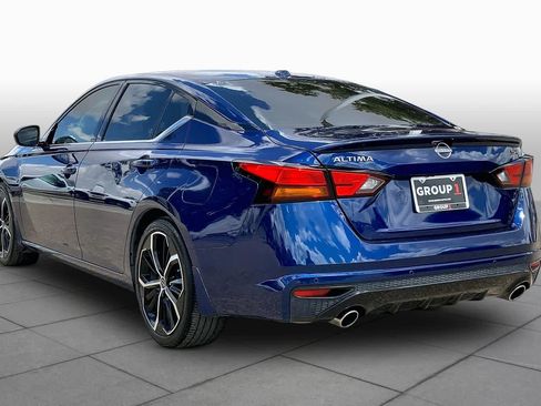 Used 2024 Nissan Altima 2.5 SR w/ SR Premium Package FWD image 12