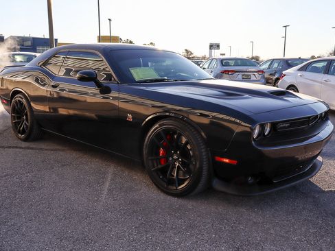 Used 2021 Dodge Challenger R/T Scat Pack w/ Dynamics Package image 3