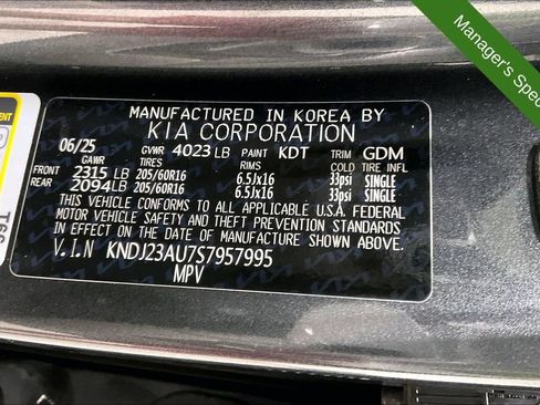 Used 2025 Kia Soul LX FWD image 39
