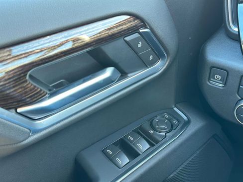 New 2026 GMC Sierra 1500 Elevation image 32
