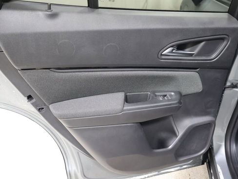 New 2025 Honda Prologue EX image 16