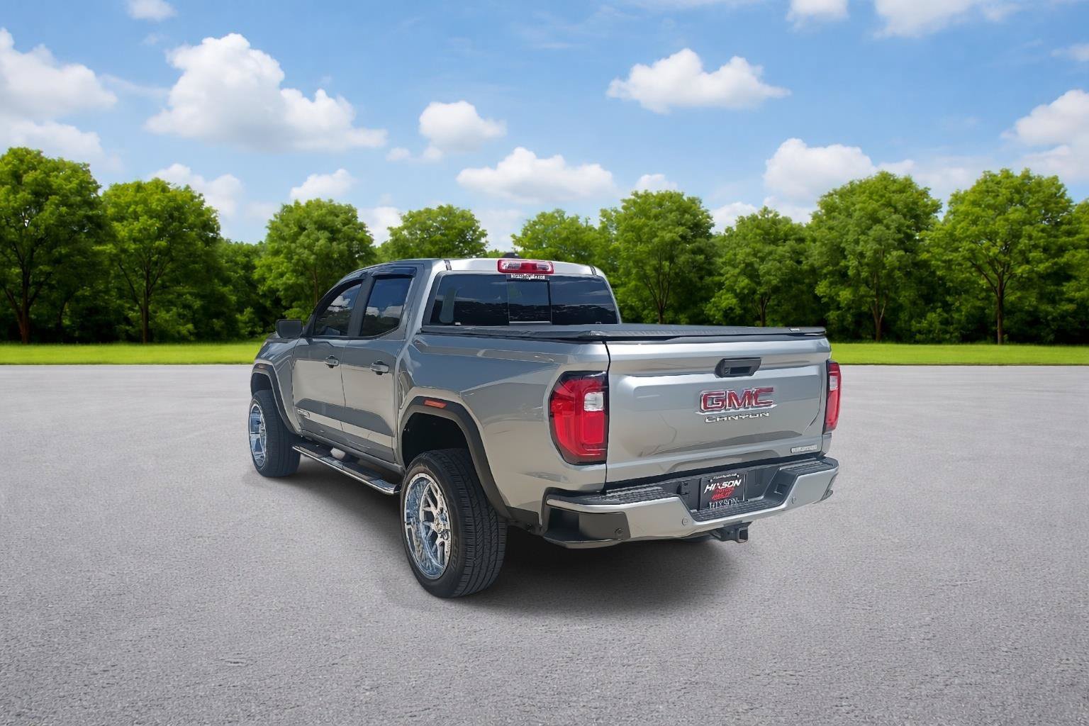 Used 2025 GMC Canyon Elevation RWD image 5