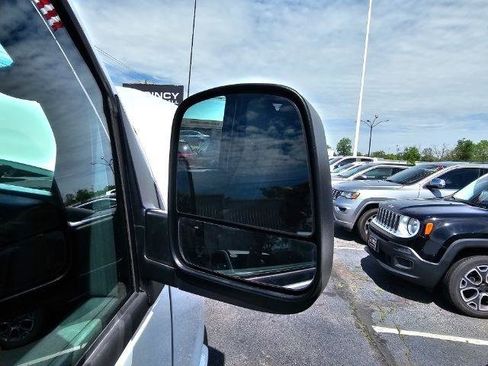 Used 2014 GMC Savana 2500 RWD image 26