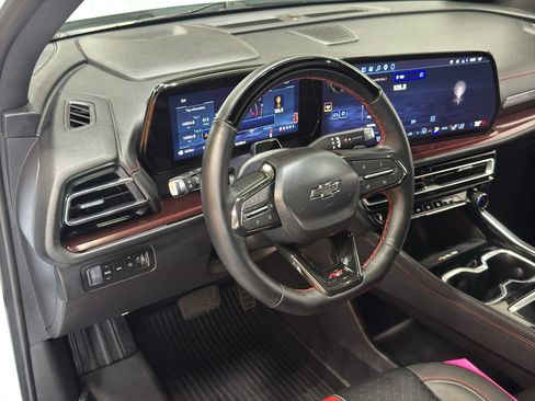 Used 2026 Chevrolet Traverse RS w/ LPO, Floor Liner Package AWD/4WD image 19