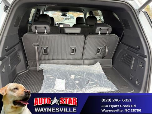 New 2026 Chevrolet Traverse LT w/ Driver Confidence Package image 21