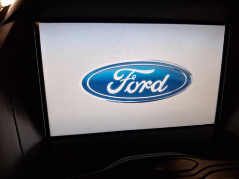 Used 2014 Ford Escape SE w/ Equipment Group 201A image 21