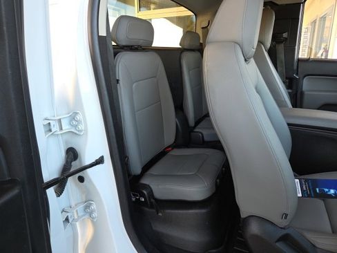 Used 2019 Chevrolet Colorado W/T image 45
