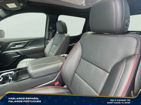 Certified 2025 Chevrolet Silverado EV RST AWD/4WD image 15