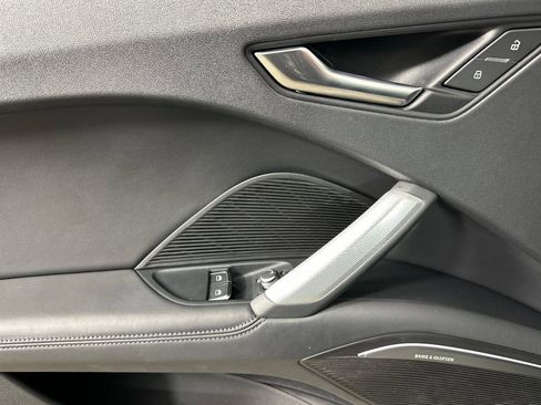 Used 2022 Audi TT 2.0T w/ 19" Wheel Package image 10