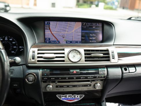 Used 2013 Lexus LS 460 AWD image 29