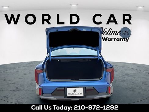New 2025 Kia K4 GT-Line Turbo w/ GT-Line Sunroof Package FWD image 7