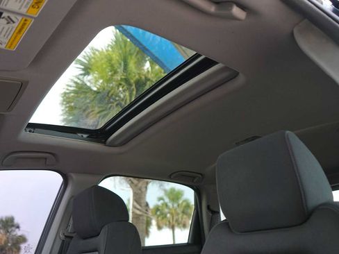 Used 2021 Honda CR-V EX image 25